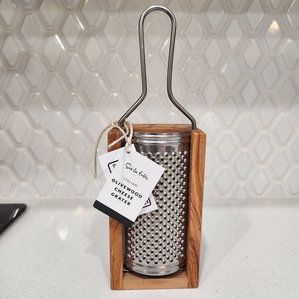 New Handcrafted Italian Olivewood Cheese Grater By Sur La Table Rustic Durable